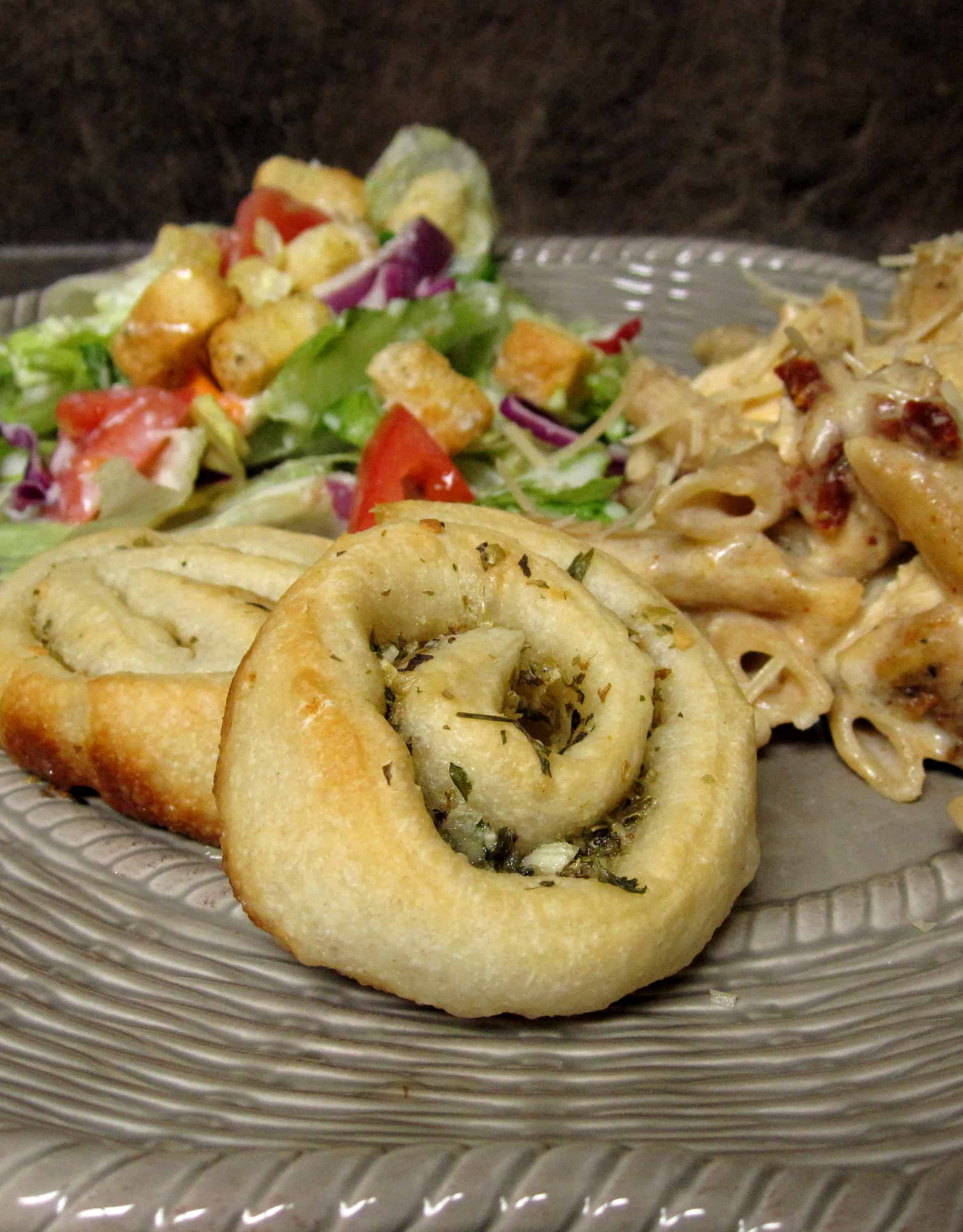 Garlic Rolls The Spiffy Cookie