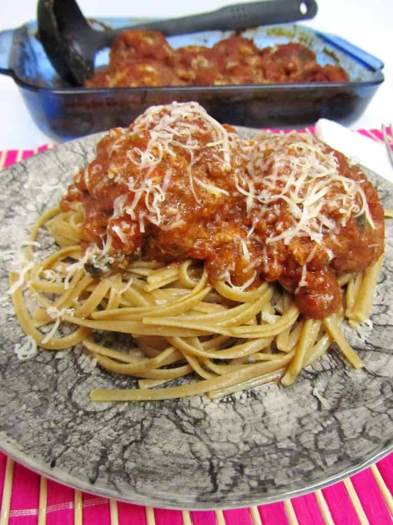 Baked Turkey Ricotta Meatballs The Spiffy Cookie