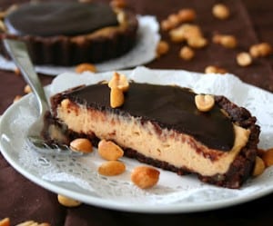 Chocolatepeanutbuttertarts-300x249