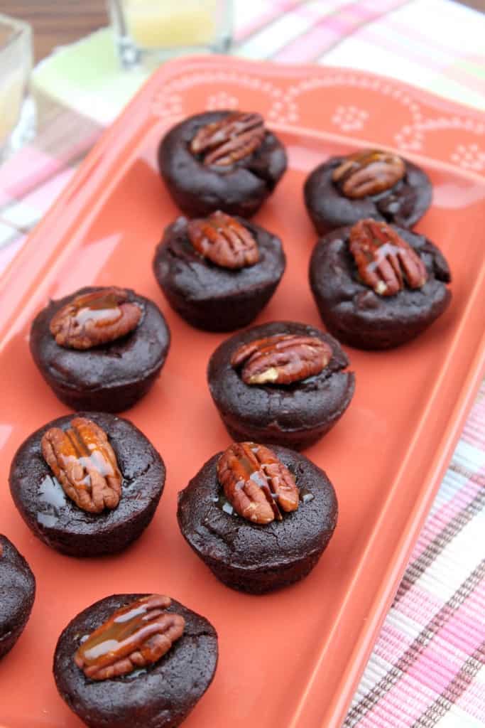 Turtle Brownie Bites The Spiffy Cookie