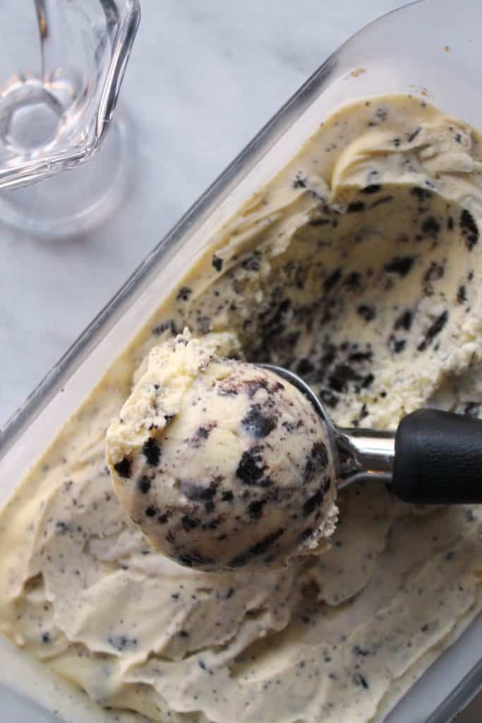 Eggnog Oreo Ice Cream The Spiffy Cookie