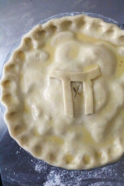 Caramel Apple Pie pre-oven