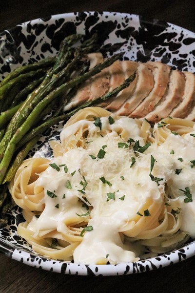 Lighter Fettuccine Alfredo #alfredo #pastanight