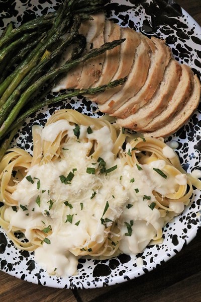 Lighter Fettuccine Alfredo #lighter #weeknight