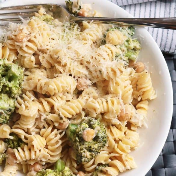 Broccoli Chickpea Pasta.