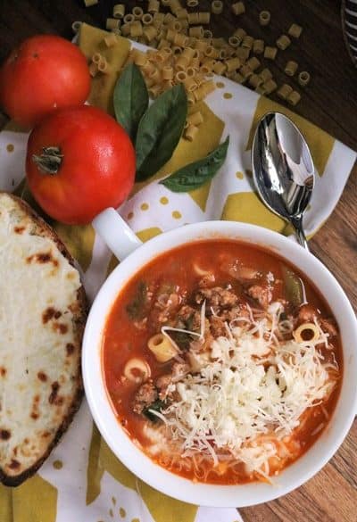 Lasagna Soup with Ricotta Bread