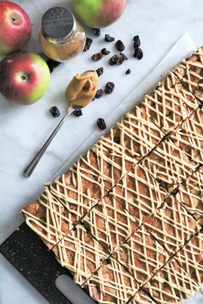 Peanut Butter Cinnamon Raisin Apple Bars #applebars #thespiffycookie