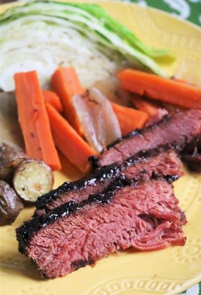 Slow Cooker Corned Beef with Blackberry Mustard Glaze #stpatricksday