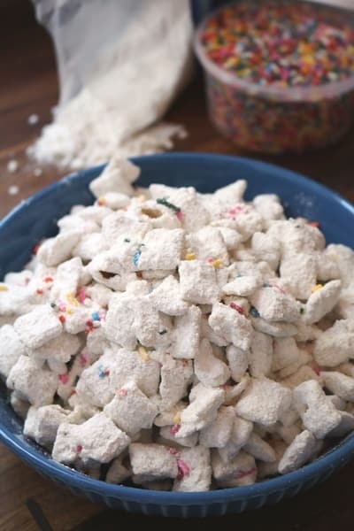 Cake Ba 1tter Puppy Chow