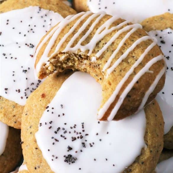 Chewy Lemon Poppy Seed Pudding Cookies