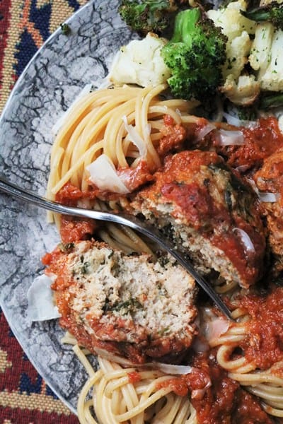 Baked Turkey Ricotta & Spinach Meatballs with Spaghetti