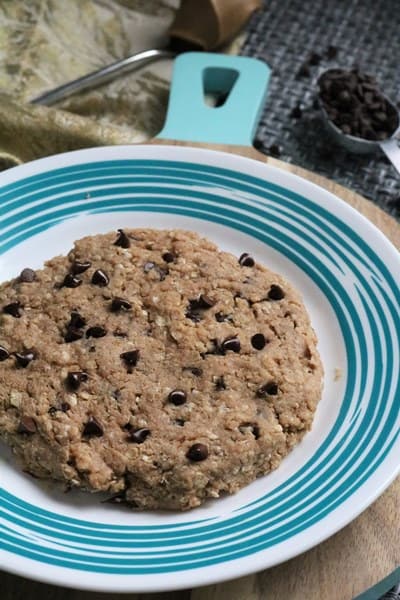 Microwave Peanut Butter Oatmeal Breakfast Cookie