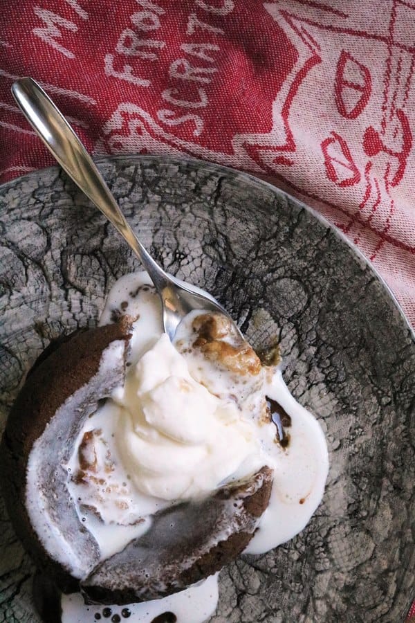 Molten Peanut Butter-Chocolate Lava Cake