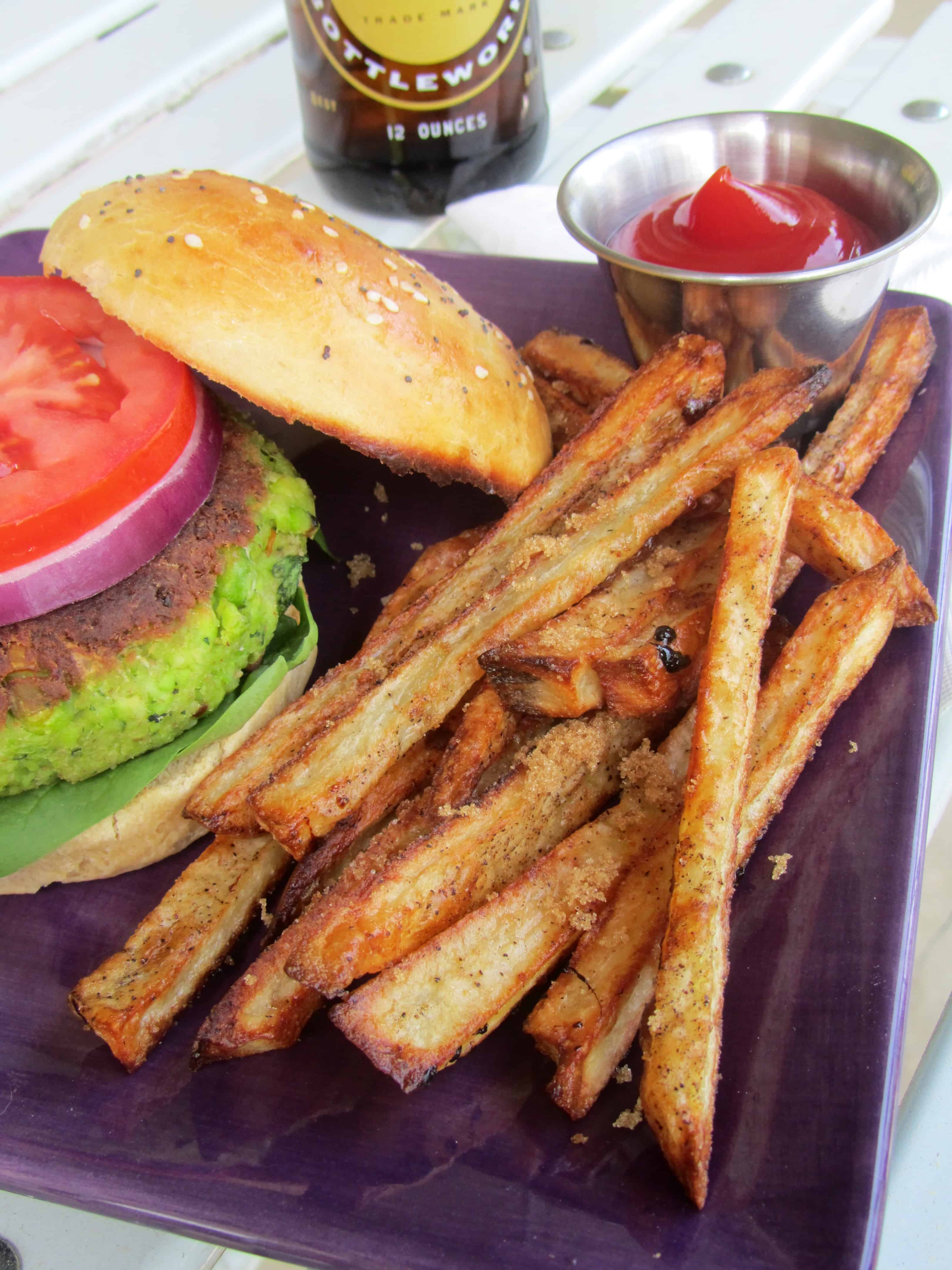 https://www.thespiffycookie.com/wp-content/uploads/2013/04/Brown-Sugar-Baked-Fries.jpg