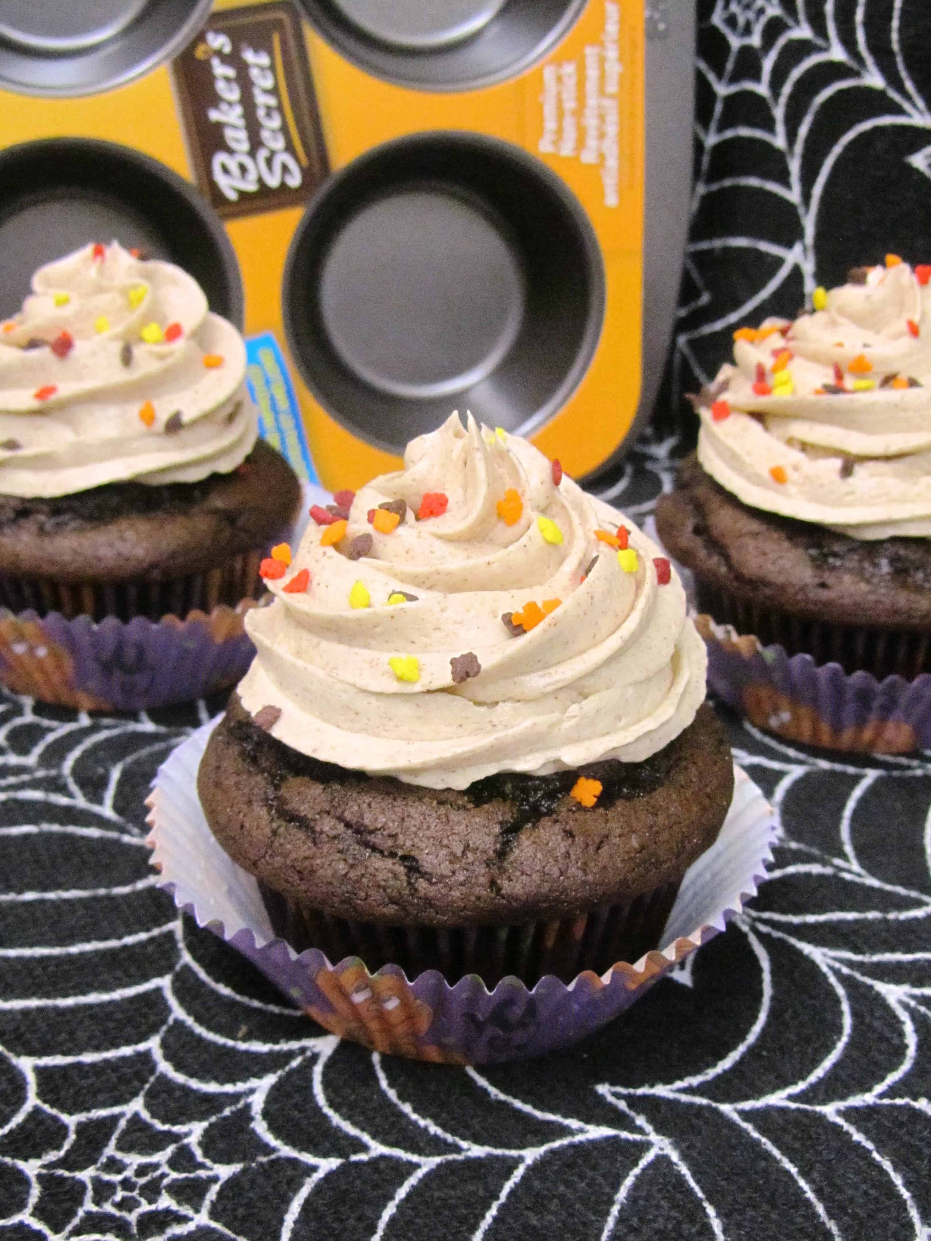 Chocolate Pumpkin Cupcakes with Cinnamon Buttercream
