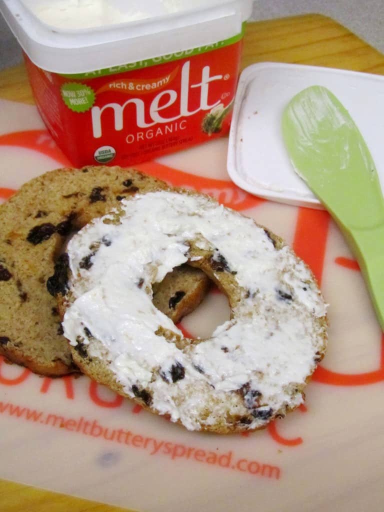 Cinnamon Raisin Bagel 1