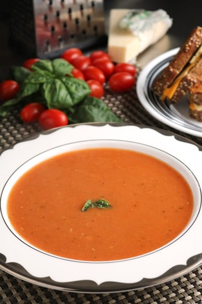 Slow Cooker Tomato Basil Soup 4