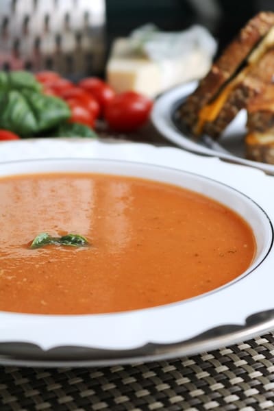 Slow Cooker Tomato Basil Soup 5