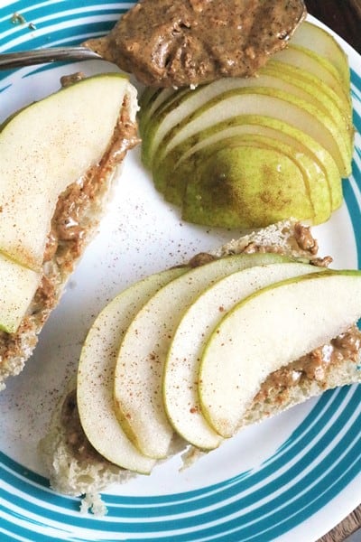 Almond-Pear Panino #easybreakfast