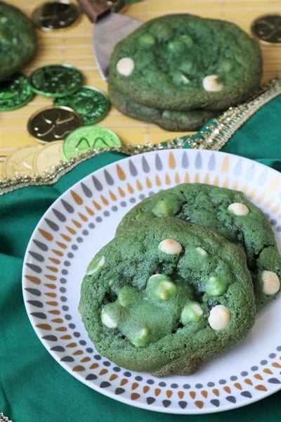 Small Batch Green Velvet White Chocolate Chip Cookies #thespiffycookie