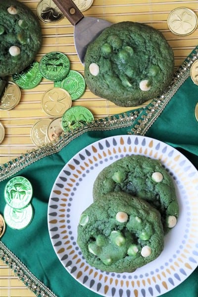 Green Velvet White Chocolate Chip Cookies #stpatricksday