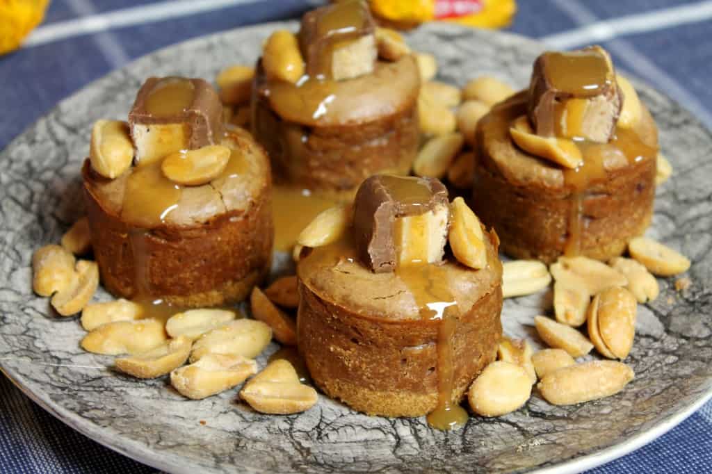 Mini Peanut Butter Snickers Cheesecakes 2