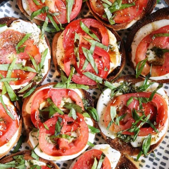 Tray of Caprese Salad Bagel Bites.