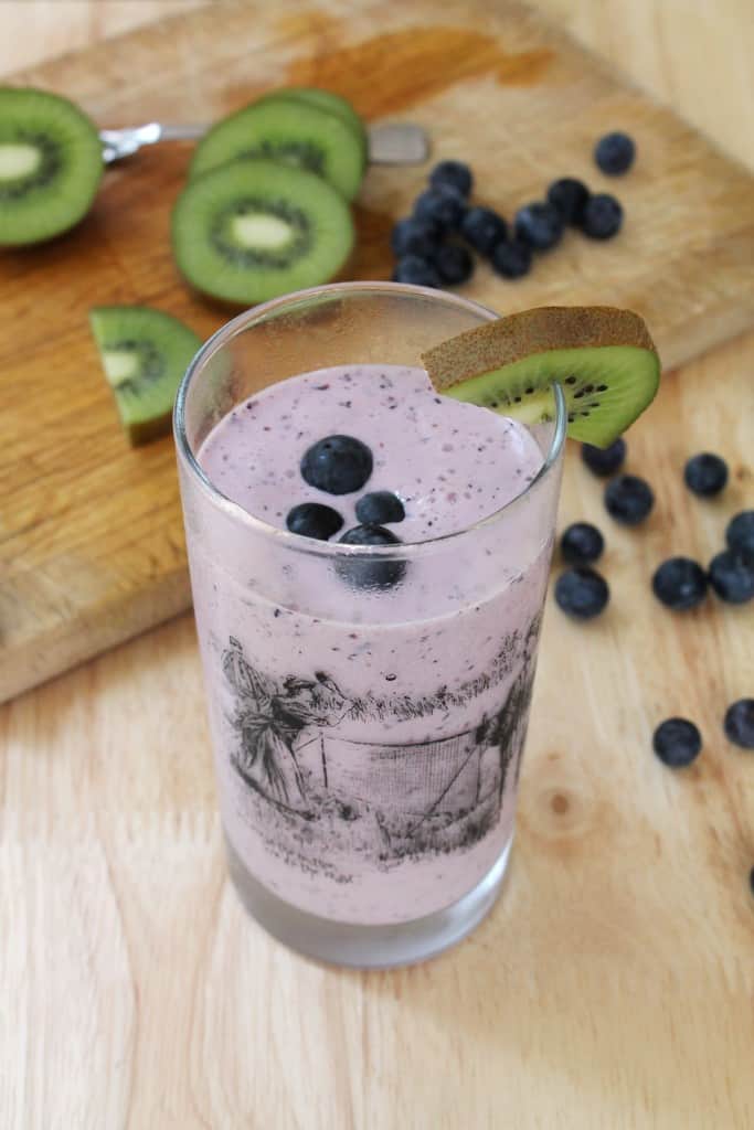 Blueberry-Kiwi Lemonade Shake 1