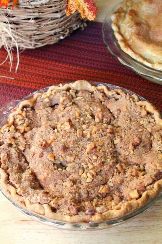 Maple Apple Pie with Walnut Crumble Topping 1