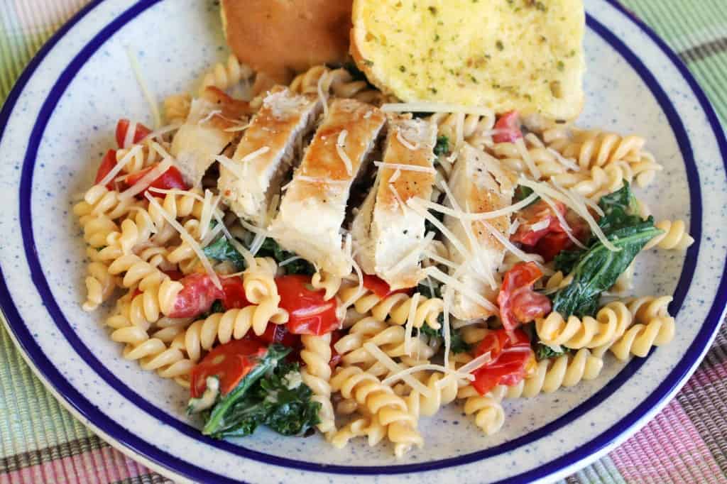 Pasta with Cherry Tomatoes, Kale, and Gorgonzola Sauce 1