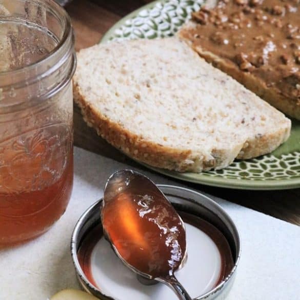 Homemade Apple Jelly