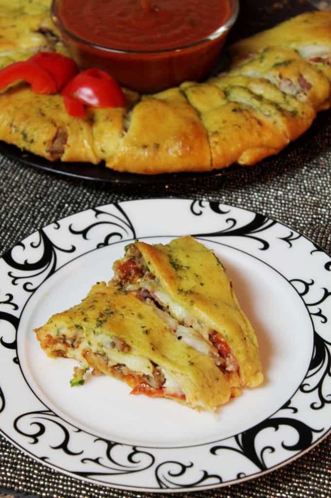 Christmas Wreath Pizza Ring 2