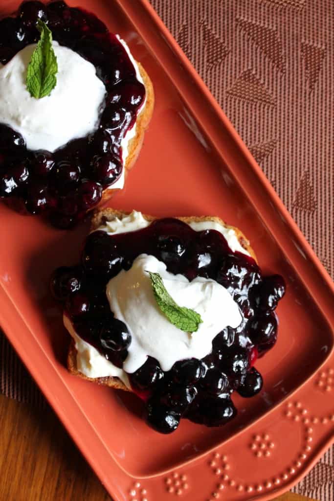Open-Faced Blueberry Cream Pie Grilled Cheese 2