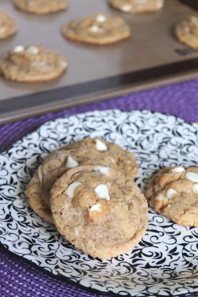 White Chocolate Peanut Butter Cup Oatmeal Cookies The Spiffy Cookie