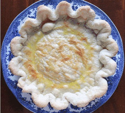 No-Bake Apple Cheesecake Pie