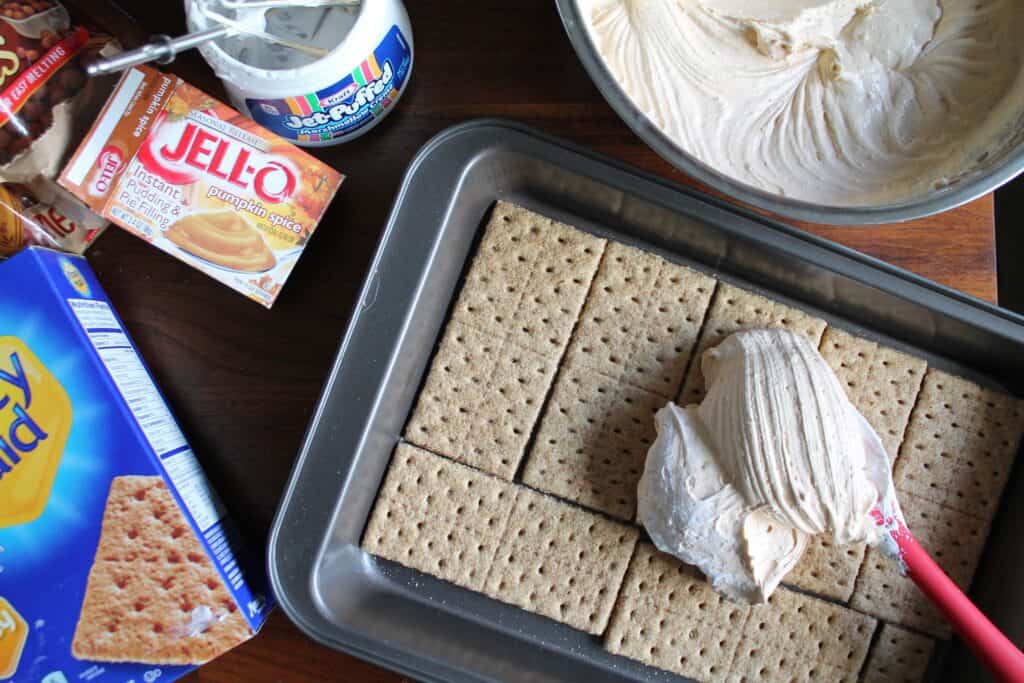 How to make Pumpkin S’mores Dessert Lasagna.
