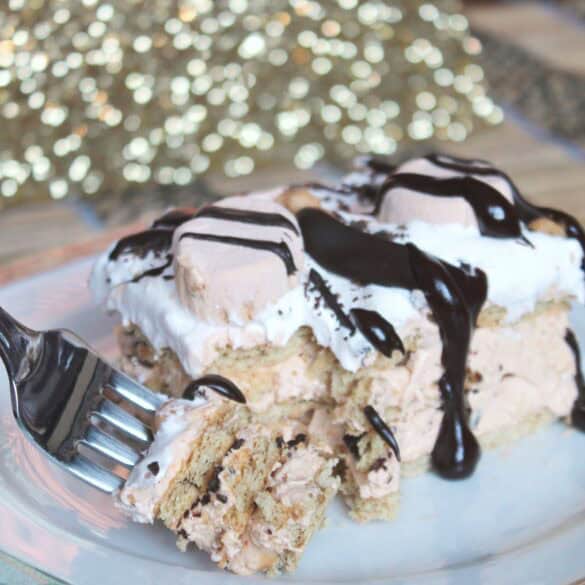 Slice of Pumpkin S’mores Dessert Lasagna.