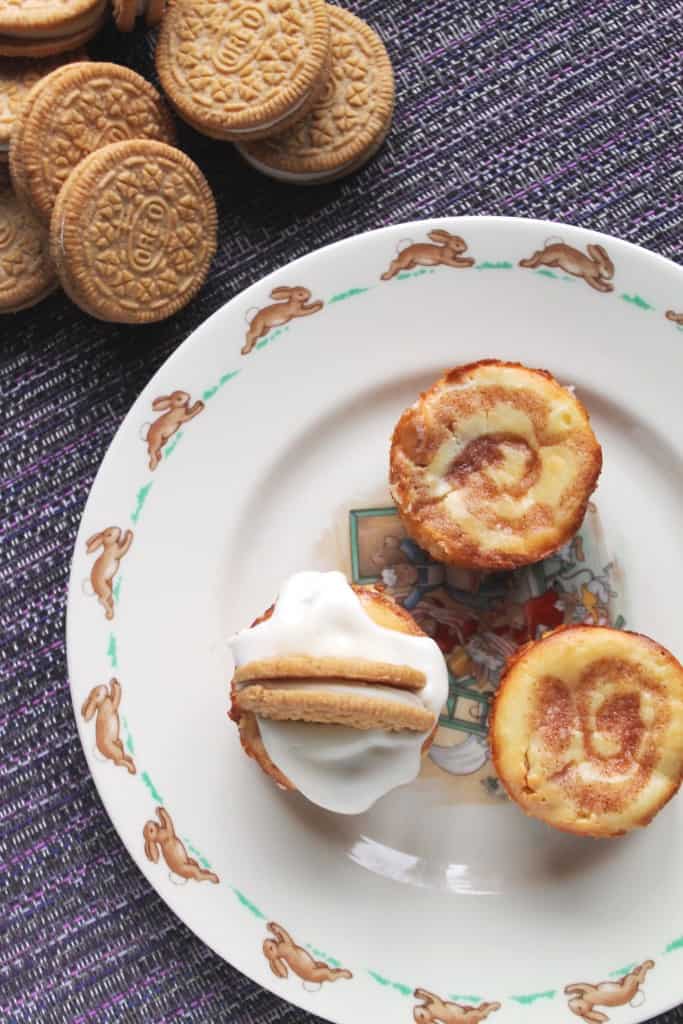 Mini Cinnamon Roll Oreo Cheesecakes 2