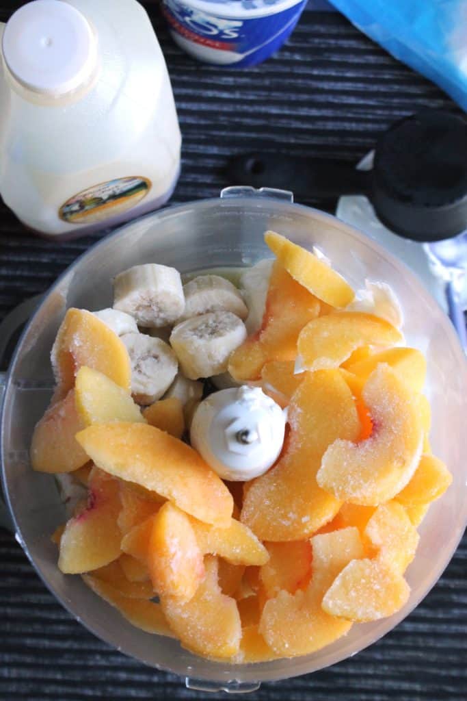 Easy Peach Greek Frozen Yogurt 2