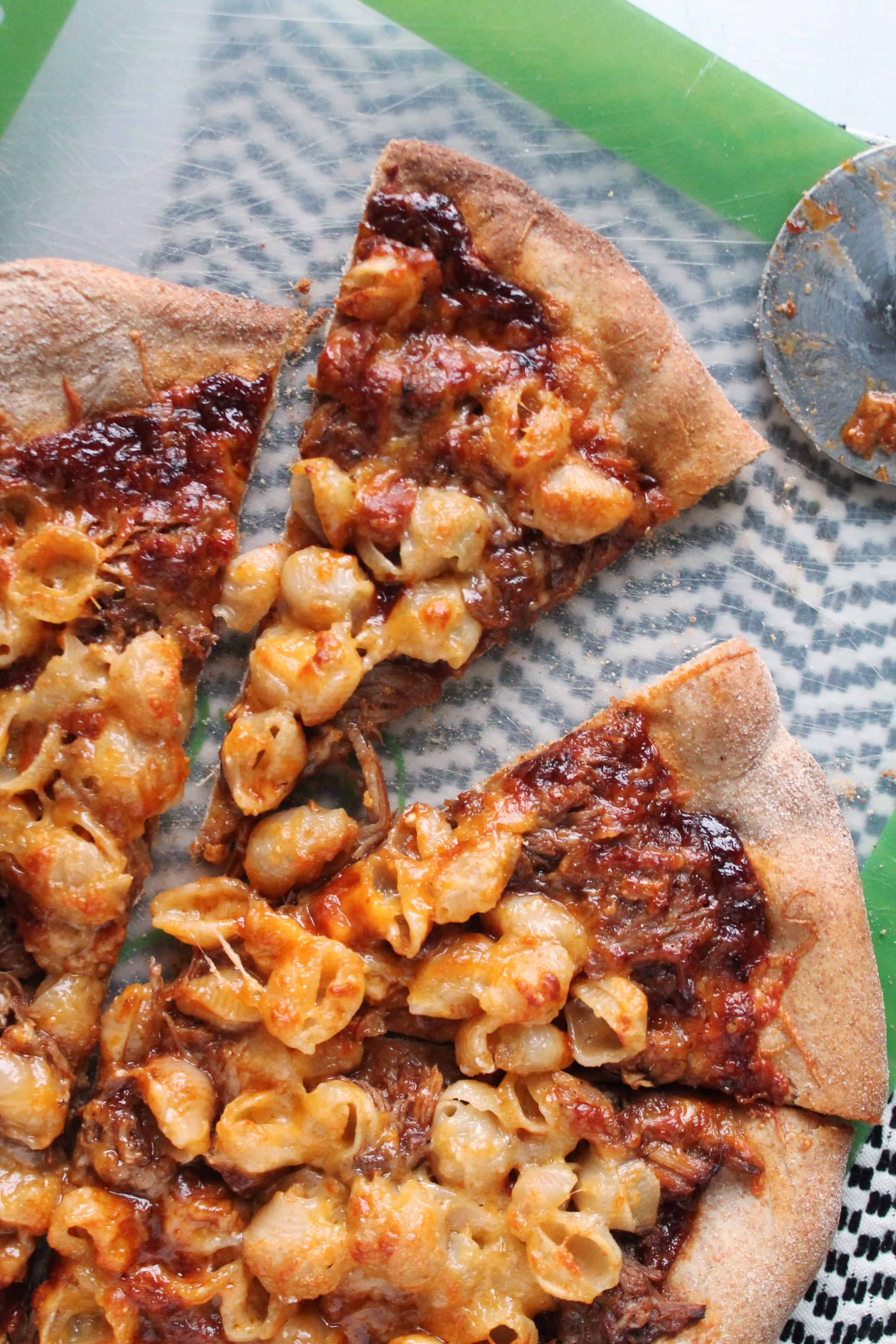 BBQ Mac & Cheese Pizza