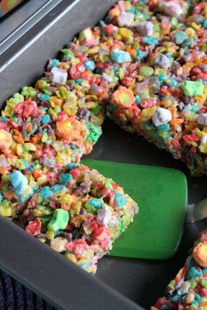 Fruity Pebbles Marshmallow Crispy Treats The Spiffy Cookie