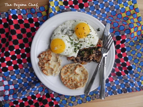costa-rican-rice-and-beans-with-fried-eggs2