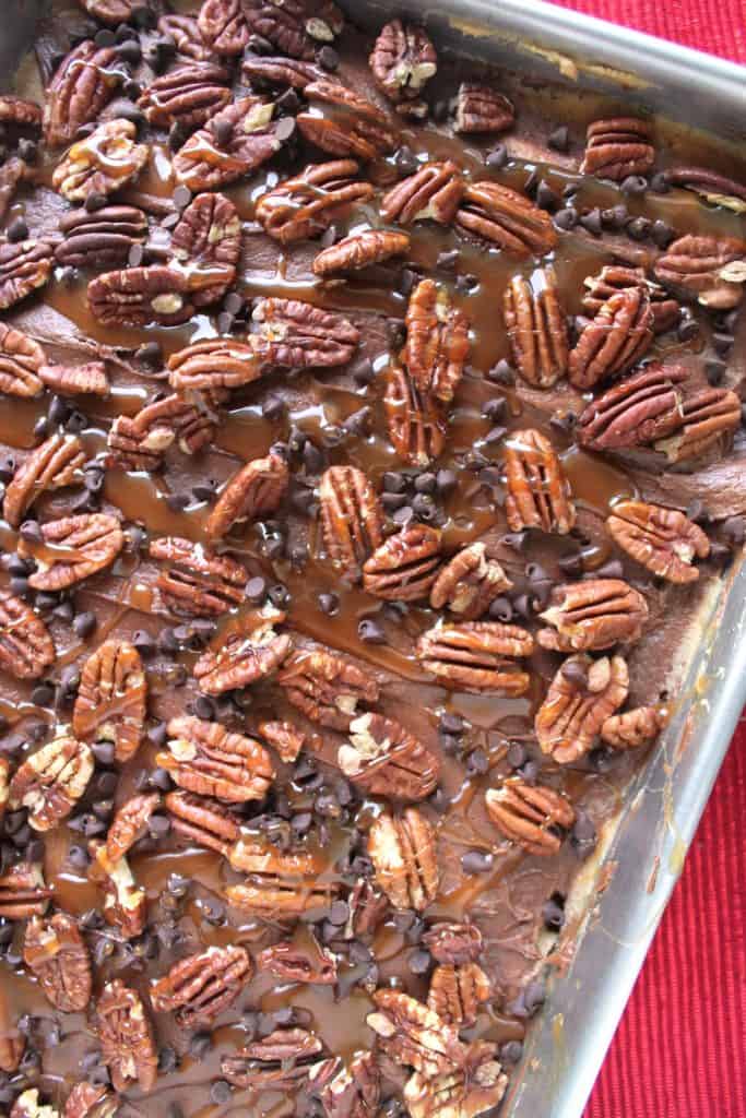 Gluten-Freen Peanut Butter & Chocolate Turtle Poke Cake 3