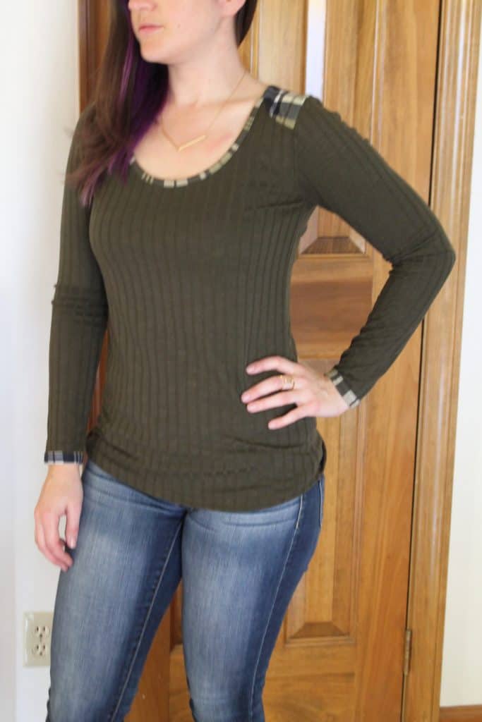 Loveappella Shasa shoulder detail knit top