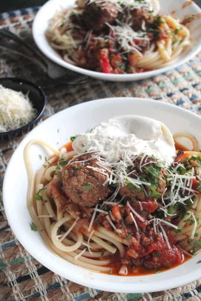 Slow Cooker Bolognese with Meatballs 1