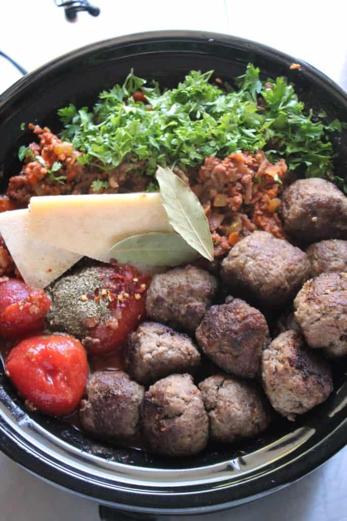 Slow Cooker Bolognese with Meatballs 2