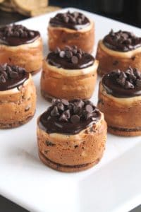 Mini Chocolate Chip Oreo Cheesecakes 1