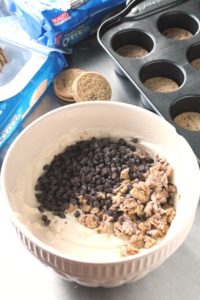 Mini Chocolate Chip Oreo Cheesecakes 4