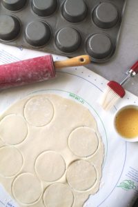 Pie Crust Ice Cream Bowls 1