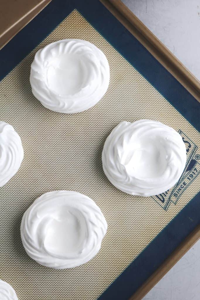 Mini Pavlovas with Lemon Curd and Berries 2